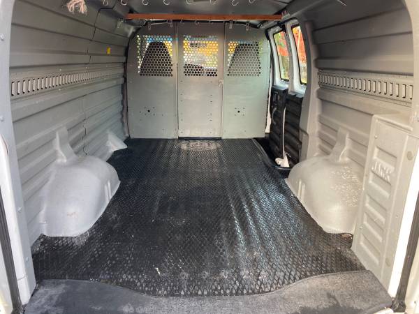 1999 Chevy express G2500 for sale in Seattle, WA – photo 12