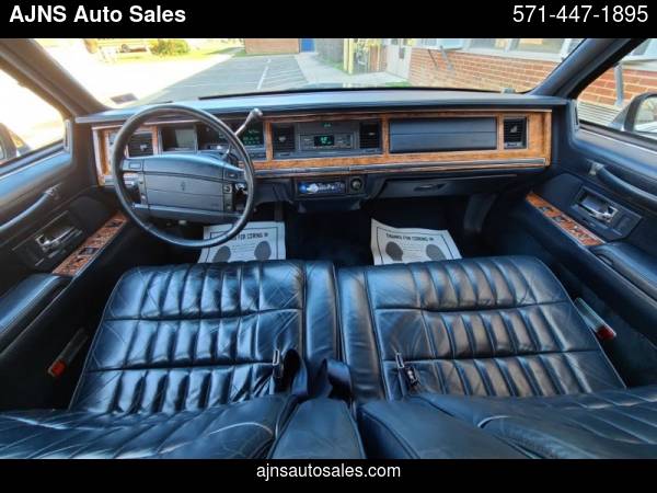 1993 LINCOLN TOWN CAR EXECUTIVE - cars & trucks - by dealer -... for sale in Alexandria, District Of Columbia – photo 18