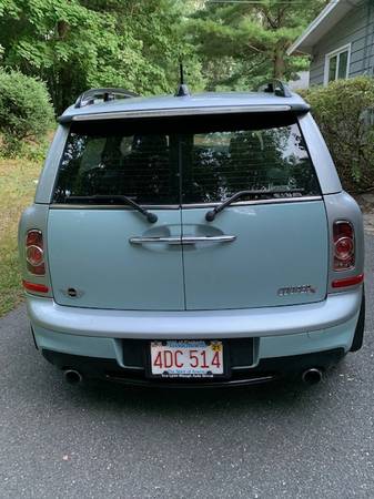 Immaculate 2011 Mini Cooper S Clubman - cars & trucks - by owner -... for sale in Medfield, MA – photo 5