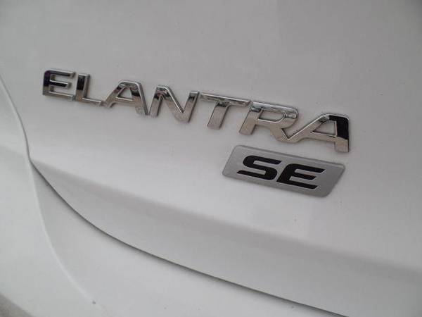 2018 Hyundai Elantra SE 4D Sedan - - by dealer for sale in Carroll, OH – photo 13