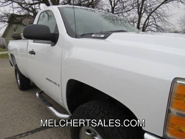 2007.5 CHEVROLET 2500HD REG CAB LT GAS 6.0L 8FT WESTERN 34K MILES... for sale in Neenah, WI – photo 5