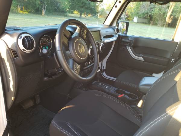 2016 Jeep Wrangler Unlimited Sahara for sale in Greenwood, IN – photo 3