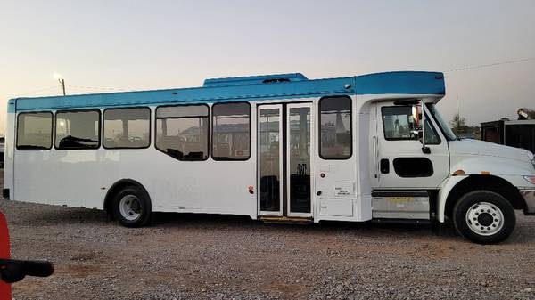 2017 International Shuttle Church Bus 29 Passenger HC/TC Commercial for sale in Oklahoma City, OK – photo 5