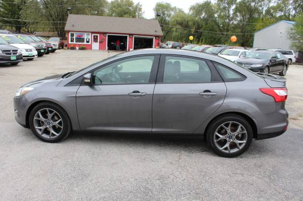 2013 Ford Focus SE - cars & trucks - by dealer - vehicle automotive... for sale in Crest Hill, IL – photo 8
