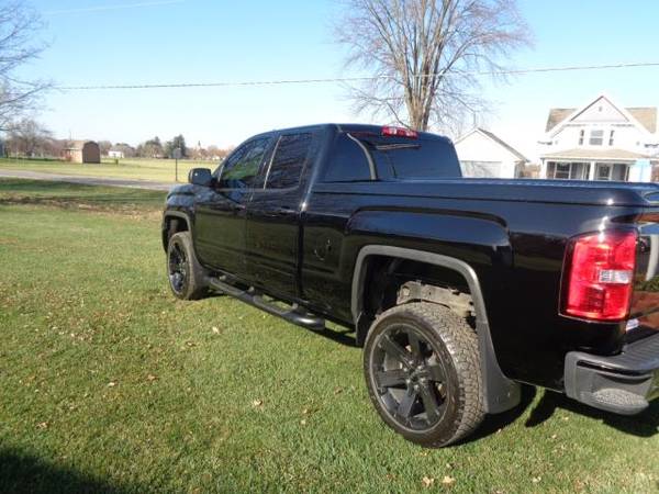 2015 GMC Sierra 1500 4WD Double Cab 143.5 - cars & trucks - by... for sale in Frankenmuth, MI – photo 3