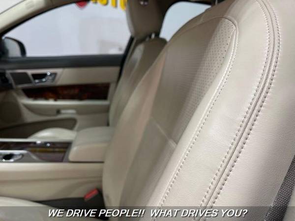 2010 Jaguar XF Premium Premium 4dr Sedan We Can Get You Approved For for sale in Temple Hills, District Of Columbia – photo 24
