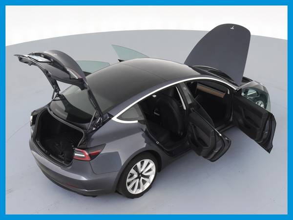 2020 Tesla Model 3 Standard Range Plus Sedan 4D sedan Silver for sale in Point Edward, MI – photo 19