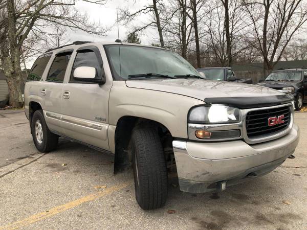 2005 GMC Yukon Leather Sunroof 4x4 3rd Row - cars & trucks - by... for sale in Derry, NH – photo 5