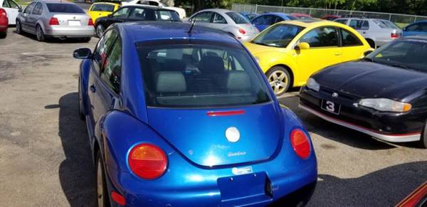 2003 VOLKSWAGEN BEETLE BUG Color Concept Blue Rare Manual shift for sale in Germantown, OH – photo 6