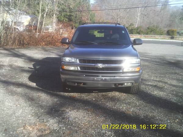 2002 chevy suburban one owner - cars & trucks - by owner - vehicle... for sale in Clinton, MA – photo 2