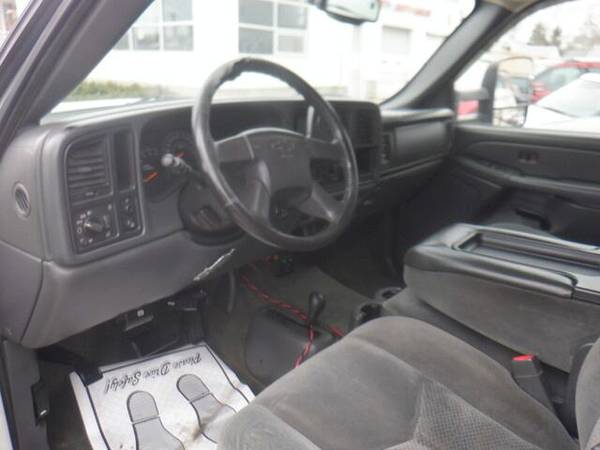 2005 Chevrolet Silverado 2500HD LS - - by dealer for sale in Des Moines, IA – photo 7
