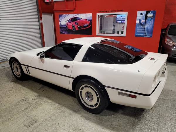 1987 Chevy Corvette Clean florida title Mint condition only 80k for sale in Miami, FL – photo 3