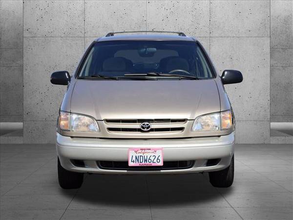 2000 Toyota Sienna XLE SKU: YU318173 Mini-Van - - by for sale in Fremont, CA – photo 2