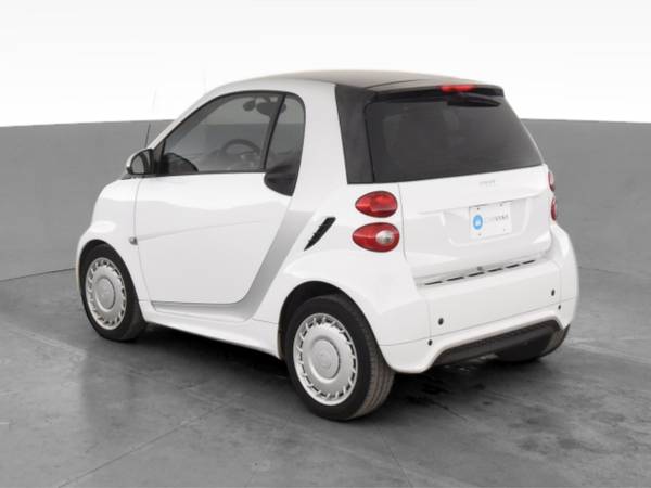 2015 smart fortwo Passion Hatchback Coupe 2D coupe White - FINANCE -... for sale in Philadelphia, PA – photo 7