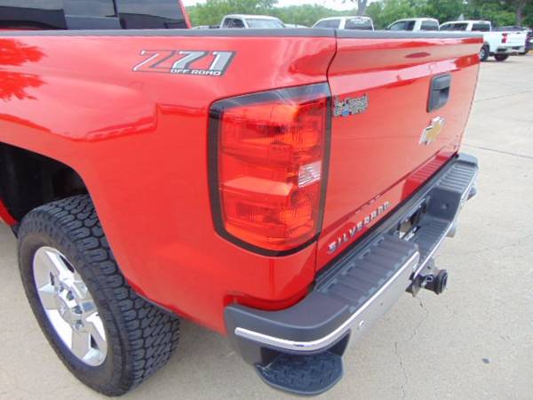 2018 Chevy Silverado 2500HD Lt 4x4 ( Mileage: 44, 272! - cars & for sale in Devine, TX – photo 14