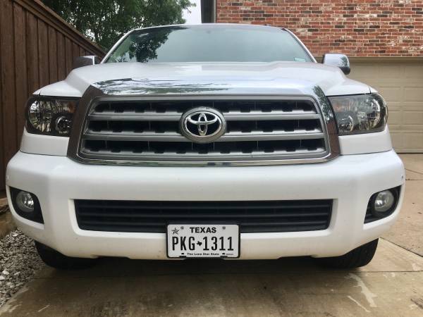 2008 Toyota Sequoia Limited 5 7L RWD, White on Tan, Rear DVD, NICE for sale in Garland, TX – photo 8