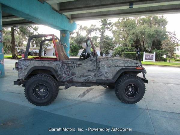 1995 Jeep Wrangler manual trans lifted near new tires low mi for sale in New Smyrna Beach, FL – photo 6