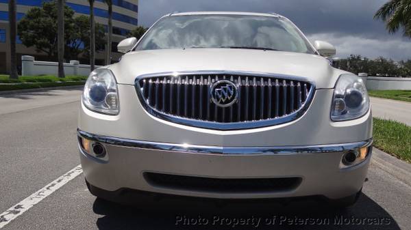 2010 *Buick* *Enclave* *CXL* White Diamond Tricoat - cars & trucks -... for sale in West Palm Beach, FL – photo 8