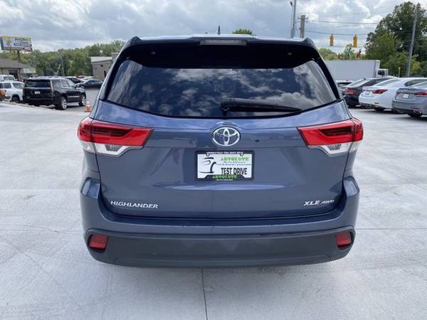 2018 Toyota Highlander XLE - cars & trucks - by dealer - vehicle... for sale in Murfreesboro, TN – photo 4