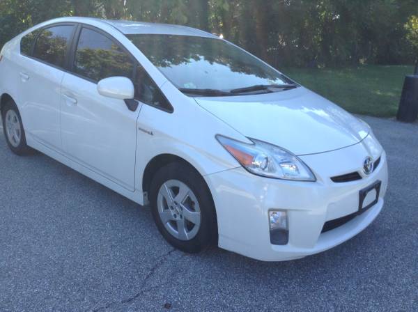 TOYOTA 2011 PRIUS 5DR HB - cars & trucks - by dealer - vehicle... for sale in Clinton, District Of Columbia – photo 3