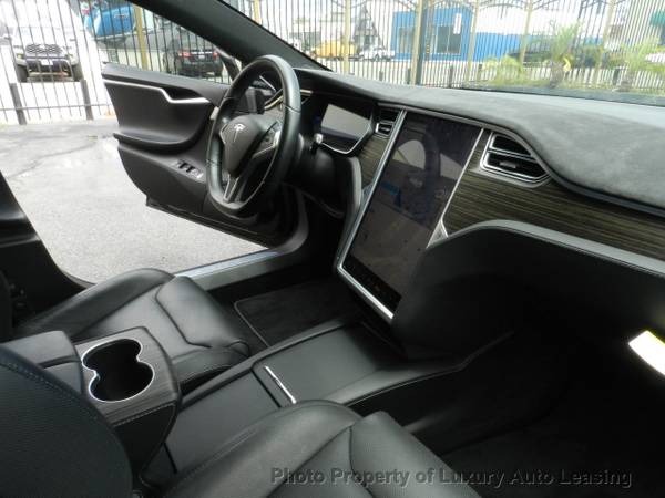 2016 *Tesla* *Model S* *2016.5 4dr Sedan AWD P100D* - cars & trucks... for sale in Marina Del Rey, CA – photo 24