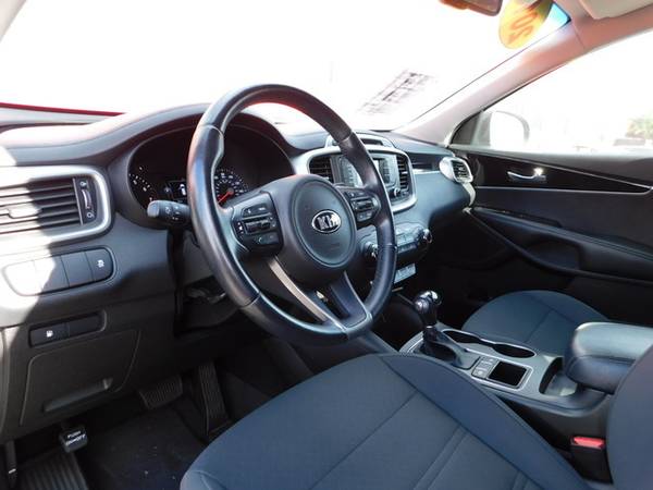 2016 KIA Sorento LX 2WD - cars & trucks - by dealer - vehicle... for sale in south gate, CA – photo 16