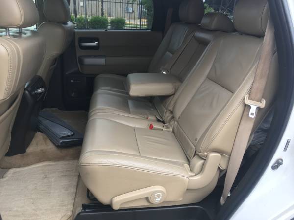 2008 Toyota Sequoia Limited 5 7L RWD, White on Tan, Rear DVD, NICE for sale in Garland, TX – photo 6