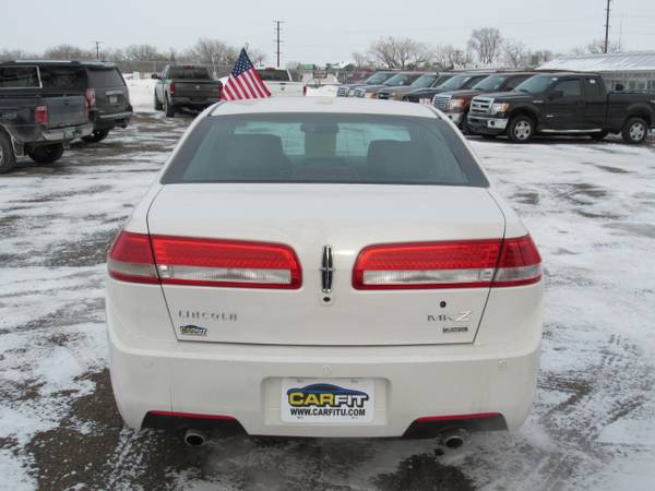 2011 Lincoln MKZ 4dr Sdn AWD - - by dealer - vehicle for sale in VADNAIS HEIGHTS, MN – photo 6