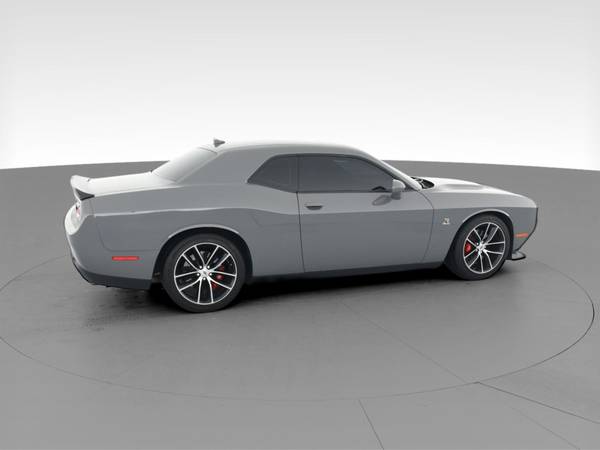 2018 Dodge Challenger R/T Scat Pack Coupe 2D coupe Gray - FINANCE -... for sale in Detroit, MI – photo 12