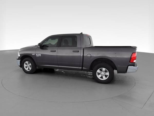 2019 Ram 1500 Classic Crew Cab SLT Pickup 4D 5 1/2 ft pickup Gray -... for sale in Riverdale, IL – photo 6