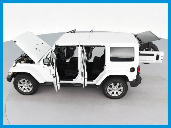 2016 Jeep Wrangler Unlimited Sahara Sport Utility 4D suv White for sale in Roanoke, VA – photo 16