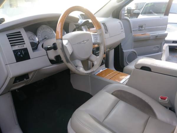 2008 Chrysler ASPEN 4x4 Limited - Hemi for sale in Royal Oak, MI – photo 14