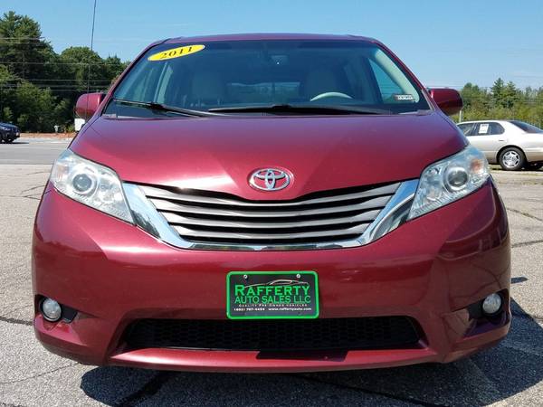 2011 Toyota Sienna Limited AWD 149K, Auto, AC, Leather, Roof, DVD, Cam for sale in Belmont, MA – photo 8