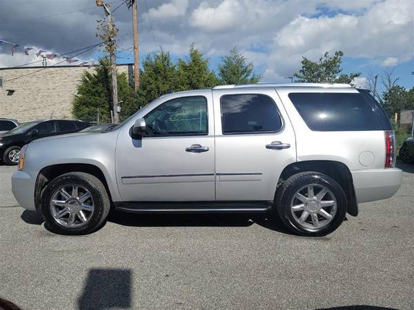 2013 GMC YUKON Denali $995 Down Payment - cars & trucks - by dealer... for sale in Temple Hills, District Of Columbia – photo 4