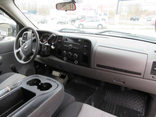 2008 Chevy Silverado 2500, Extended Cab Nice Work Truck - cars & for sale in Akron, OH – photo 11