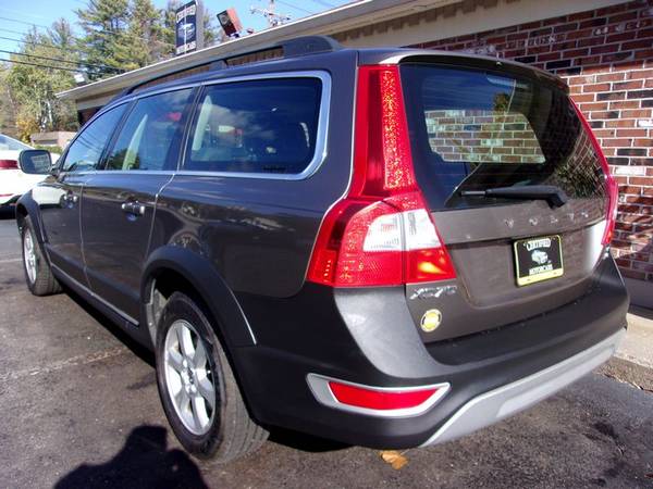 2010 Volvo XC70 3 2 AWD Wagon, 157k Miles, P Roof, Grey/Black, Clean for sale in Franklin, MA – photo 5