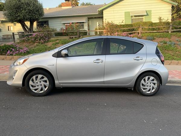 2015 Toyota Pruis C Trim TWO Awesome Condition LOW LOW LOW Miles for sale in San Diego, CA – photo 5