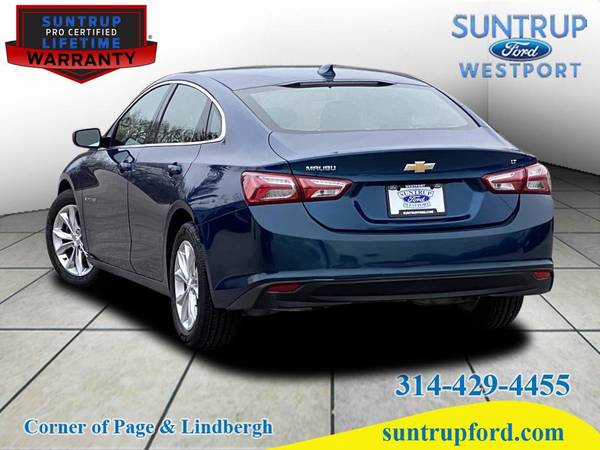 2019 Chevrolet Chevy Malibu LT - - by dealer - vehicle for sale in Saint Louis, MO – photo 4