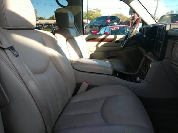 2005 Cadillac Escalade Base for sale in Greenfield, WI – photo 15
