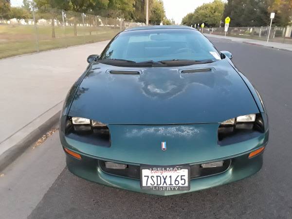 96 Chevy Camaro 5speed! *Smogged* for sale in Clovis, CA – photo 3
