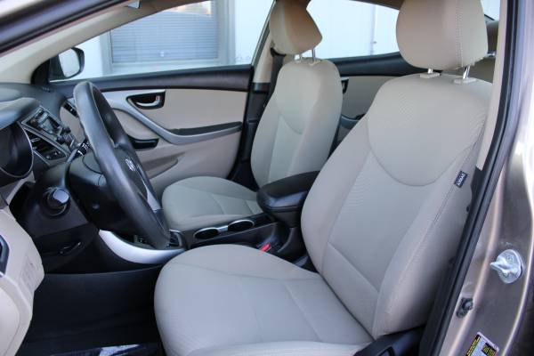 2015 Hyundai Elantra SE 4dr Sedan, Low Miles, Great on Gas - cars &... for sale in Omaha, NE – photo 10