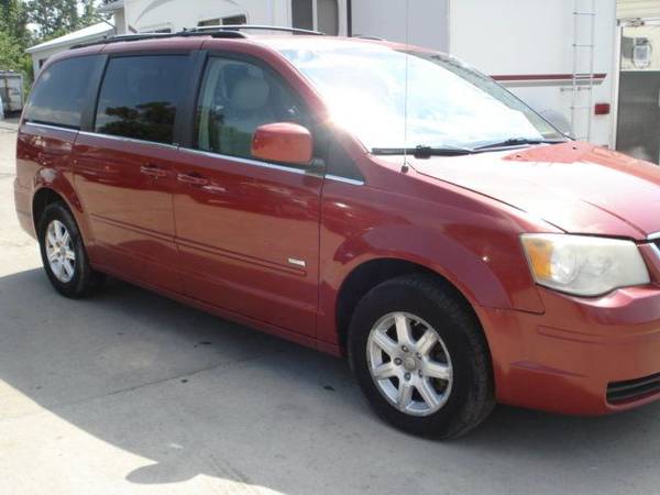 2008 Chrysler Town and Country - cars & trucks - by dealer - vehicle... for sale in ottumwa, IA – photo 7