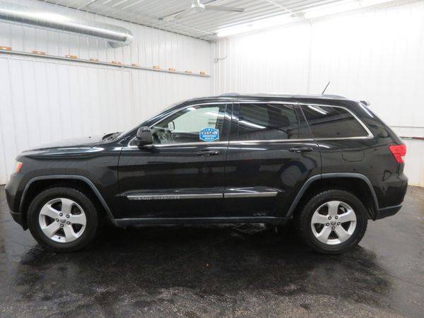 2011 Jeep Grand Cherokee 4WD 4dr Laredo - LOTS OF SUVS AND TRUCKS!! for sale in Marne, MI – photo 4