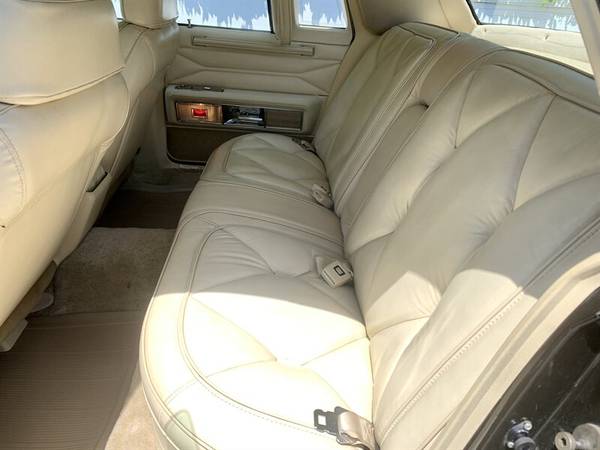 Survivor R Body Fifth Avenue - Only 14k miles - - by for sale in Palm Springs, AZ – photo 12