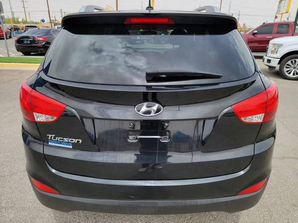 2015 Hyundai Tucson SE Sport Utility 4D suv BLACK for sale in El Paso, TX – photo 6