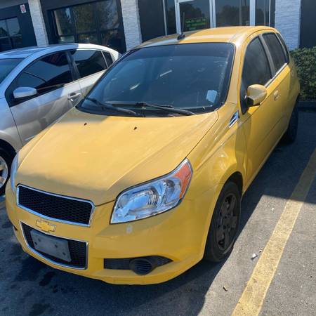 2009 Chevrolet Aveo - cars & trucks - by dealer - vehicle automotive... for sale in TAMPA, FL