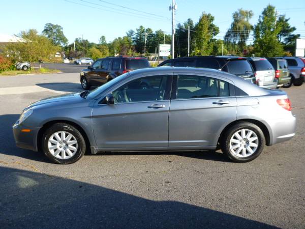 2008 CHRYSLER SEBRING SEDAN LO MILEAGE ONLY 91000 AUTOMATIC VERY CLEAN for sale in Milford, ME – photo 3