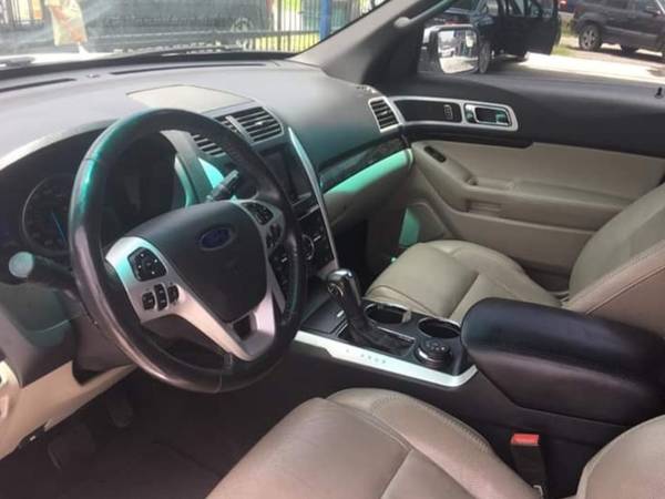 2013 Ford Explorer limited - cars & trucks - by dealer - vehicle... for sale in McAllen, TX – photo 4