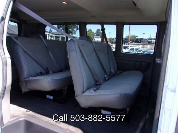 2009 Chevrolet Chevy Express LT 12 Passenger Van 3500 1Owner for sale in Milwaukie, OR – photo 17