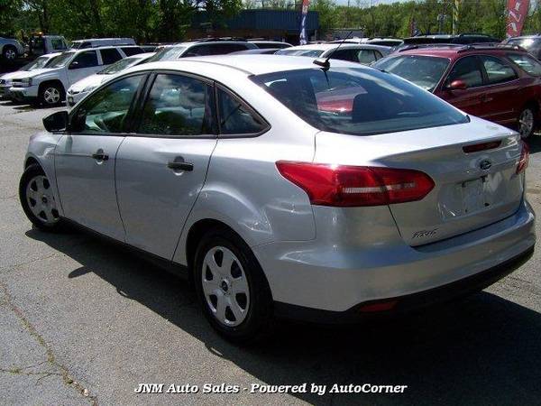 2016 Ford Focus FWD 4C 4D SEDAN S Automatic GREAT CARS AT GREAT for sale in Leesburg, District Of Columbia – photo 4